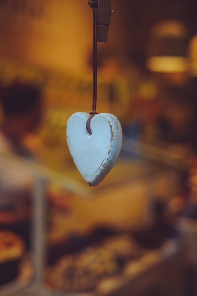 Bagaimana Menjadi Bahagia