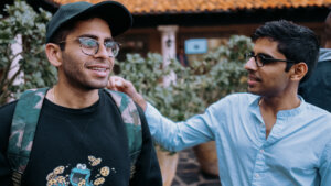 พระเจ้าทำงานผ่านมนุษย์